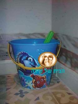 פח לשירותים